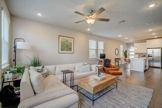 Building Photo - 5407 Jason Dr