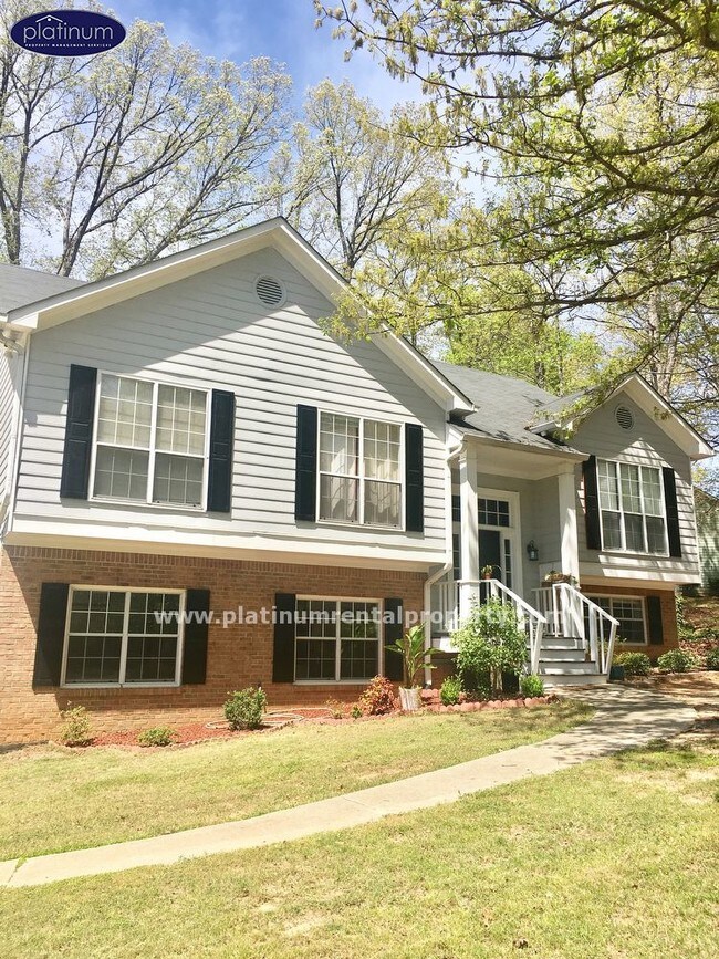 Building Photo - 4100 Gables Pl