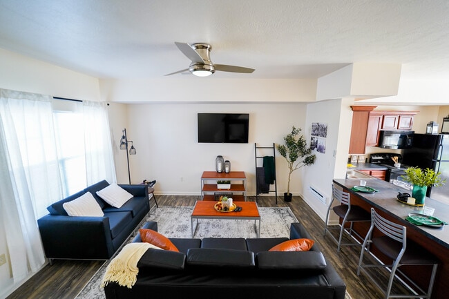 Building Photo - The Heights at Slippery Rock