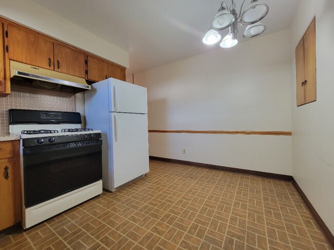 Foto del edificio - 423 Larkin Ave