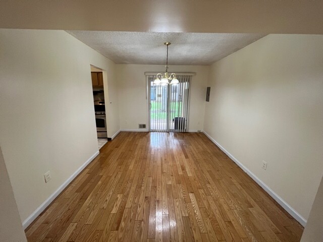Foto del edificio - 5305 Hana Rd