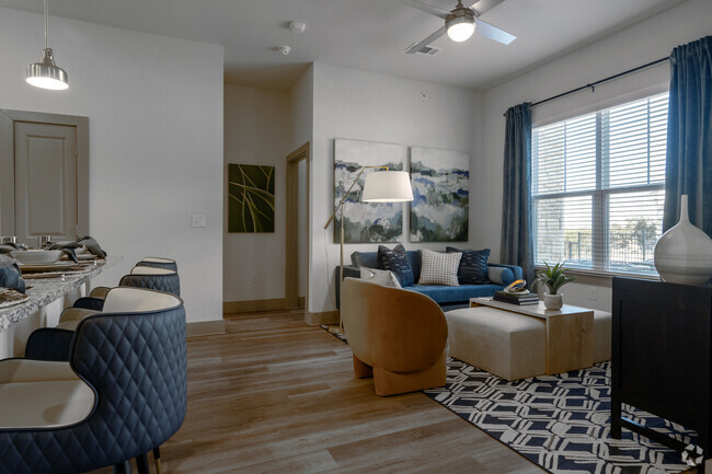 2BR, 2BA - 1,010SF - Living Room - The Gabriel Georgetown