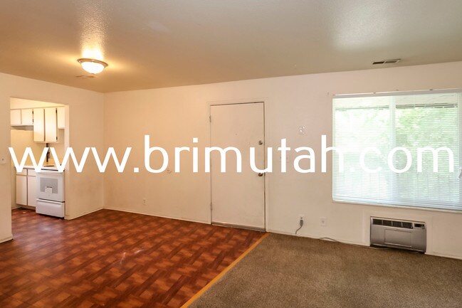 Building Photo - 2707 S Adams St