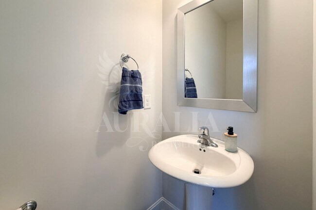 Foto del edificio - 1306 Farm Pond Trl