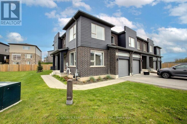Building Photo - 100 Pony Way