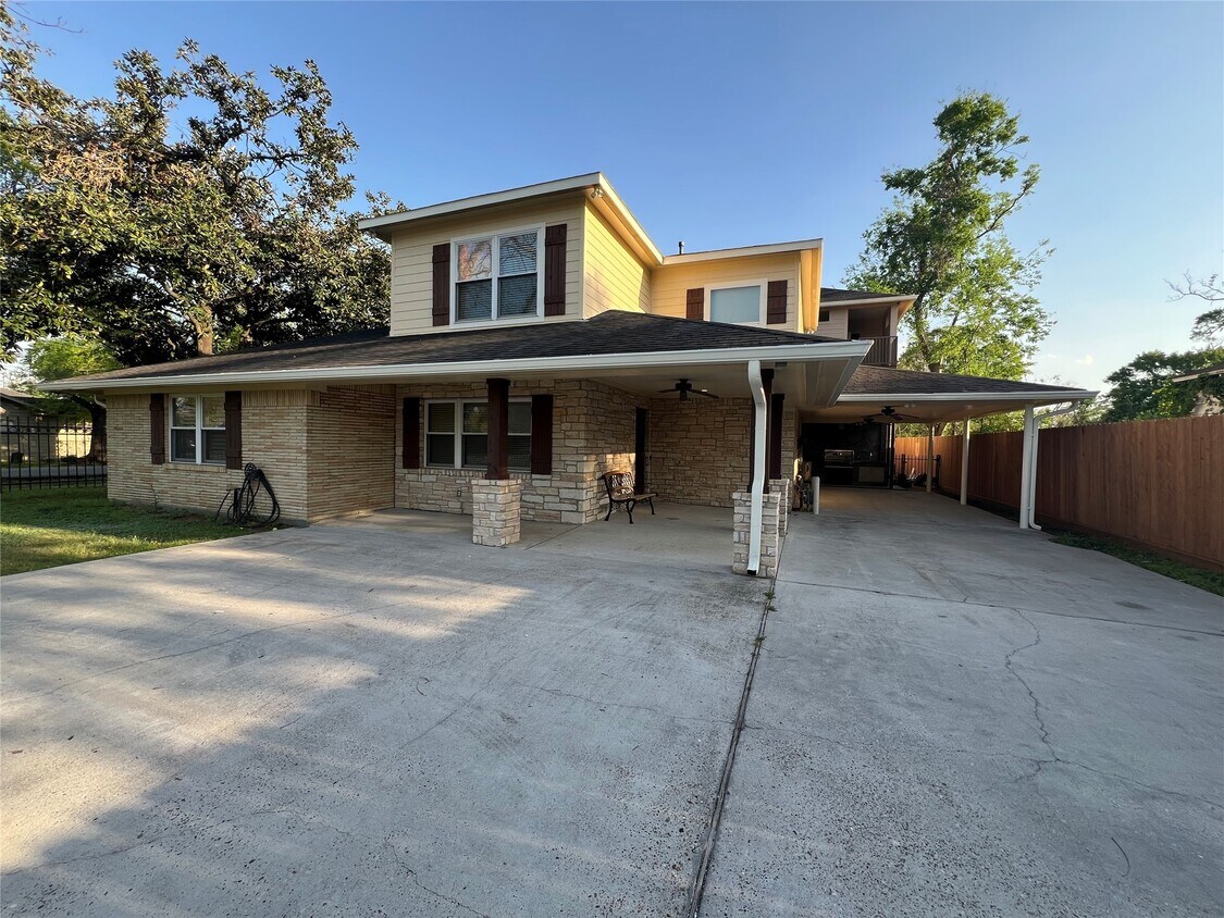 Foto principal - 1014 Roxella St