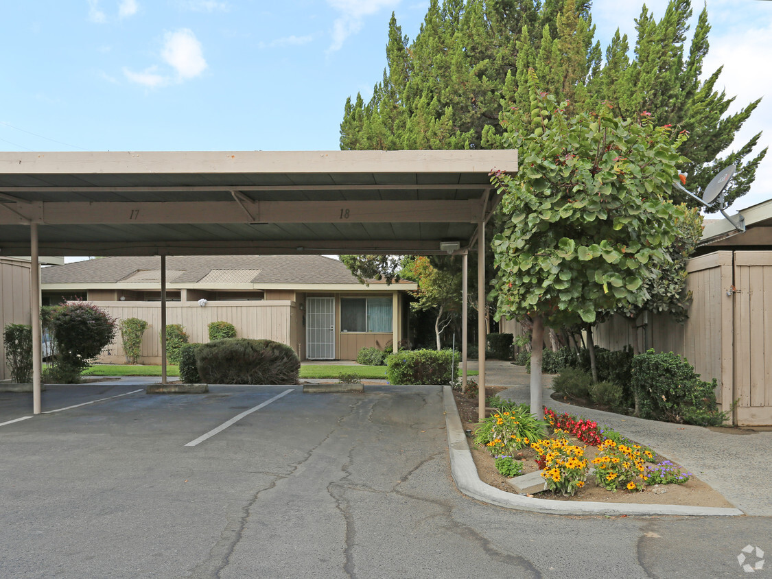 Building Photo - Gatewood Park Apartments