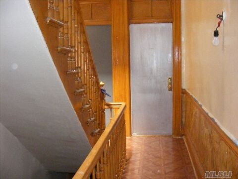 Vestíbulo - 416 Himrod St