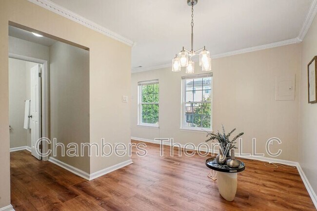 Foto del edificio - 9497 Linden Leaf Ct