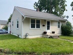 Building Photo - 128 Diamond St