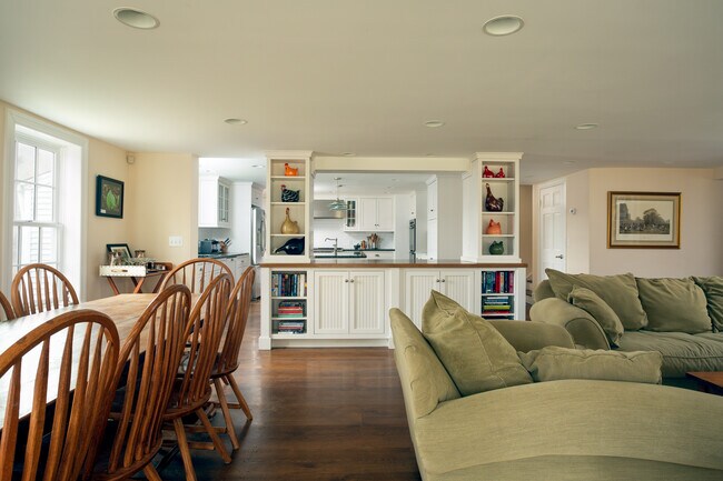 Building Photo - 160 Macedonia Rd