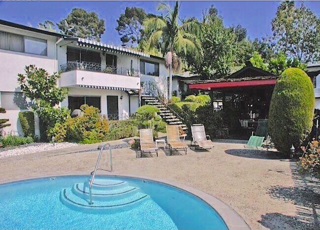 Building Photo - 3320 Griffith Park Blvd
