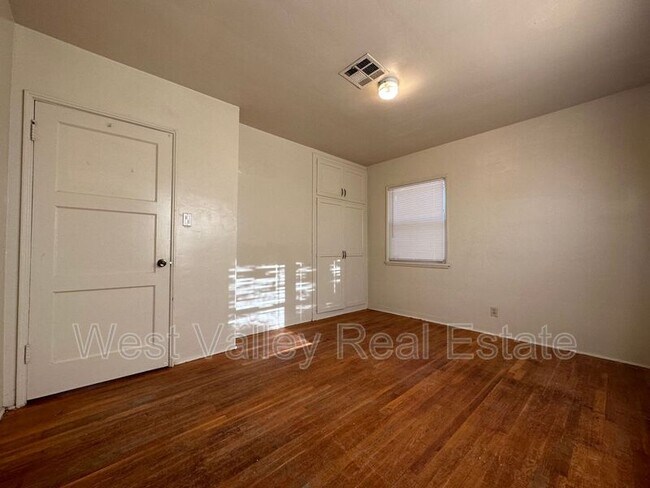 Foto del edificio - 116 Franklin Ave