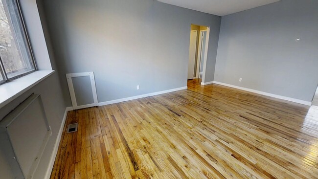 Building Photo - 333 Bellevue Ave