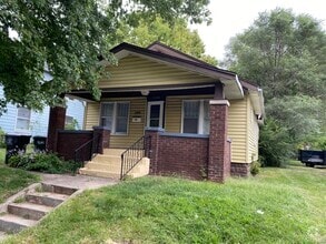 Building Photo - 1110 Clover St