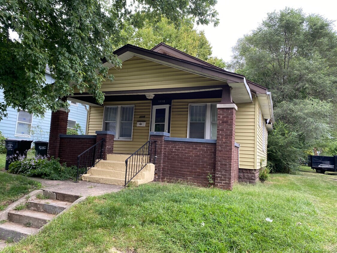 Foto principal - 1110 Clover St