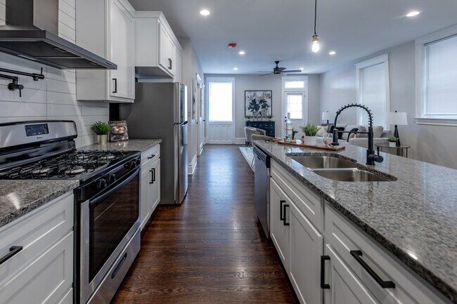 Building Photo - 4059 SHAW