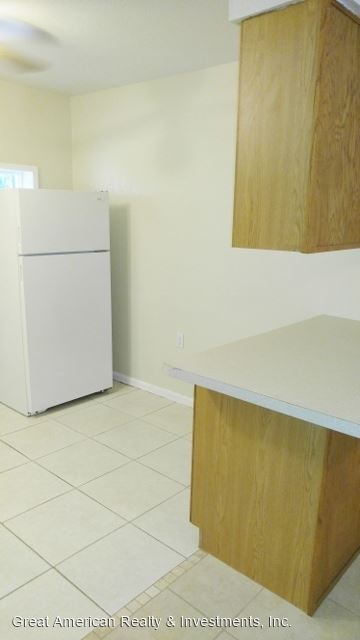 Building Photo - 2 br, 1 bath House - 1145 NE 6th Ct
