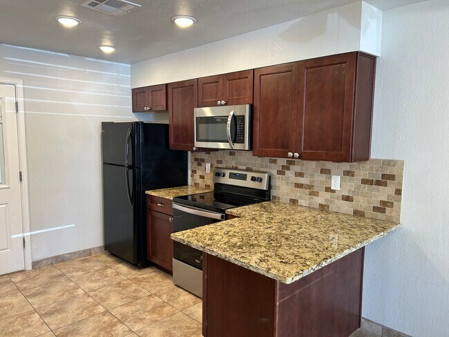 Foto del edificio - 1014 Elm St