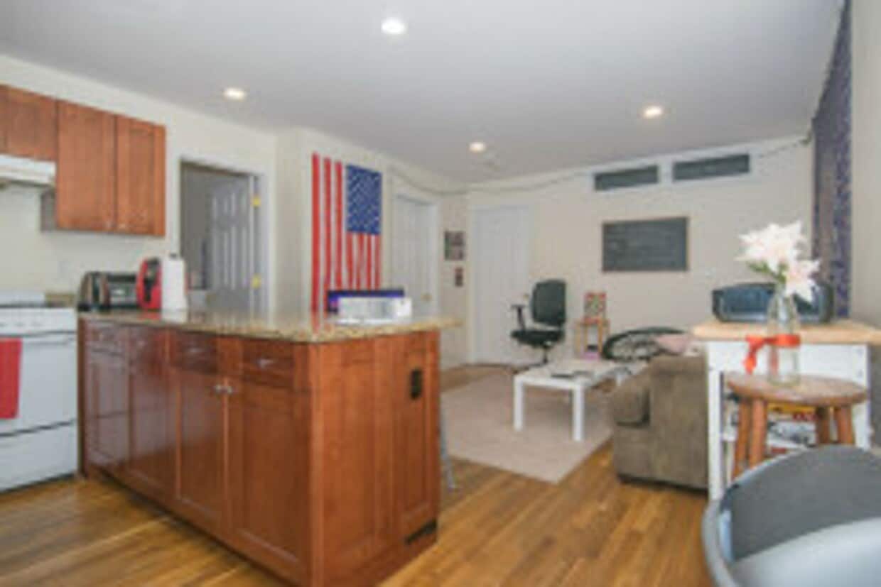 Foto principal - AMAZING BROOKLINE 3 BED!!!!