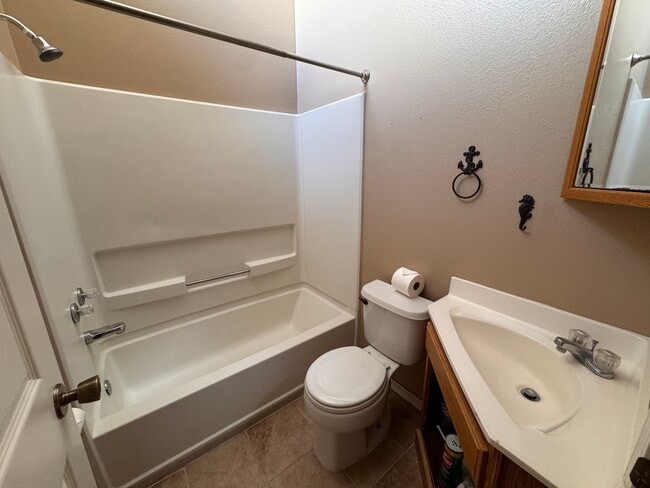 Building Photo - 5615 Del Oeste Dr NW