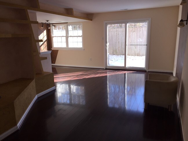 Foto del edificio - 13037 Blakeslee Ct