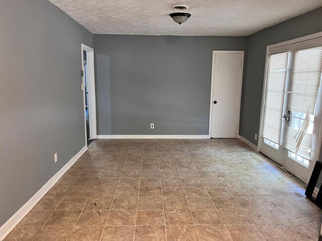 Foto del edificio - 948 Biddle St