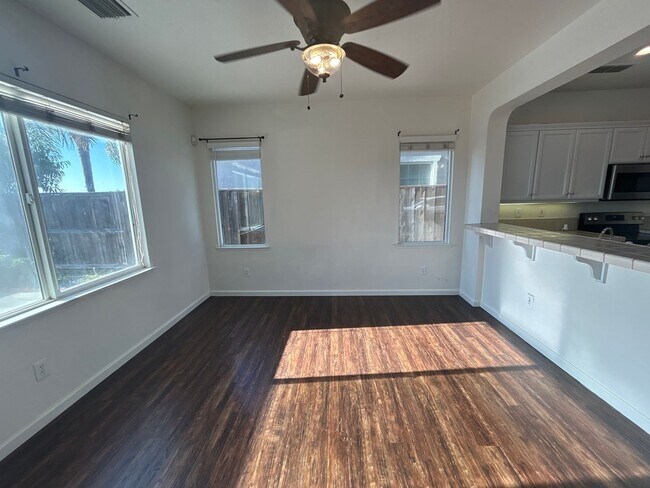 Foto del edificio - Nice home in North Turlock!