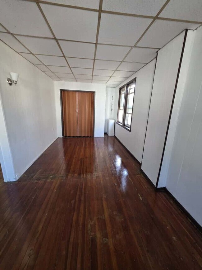 Foto del edificio - 647 Edgewood Ave