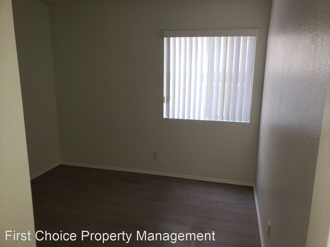 Building Photo - 3 br, 2 bath House - 7360 Ayers Rock Road