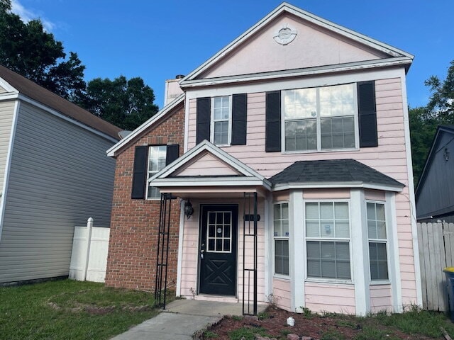 Building Photo - Updated 3BR/2BA Home with Fenced Backyard in Dunn Ave / Highlands Area