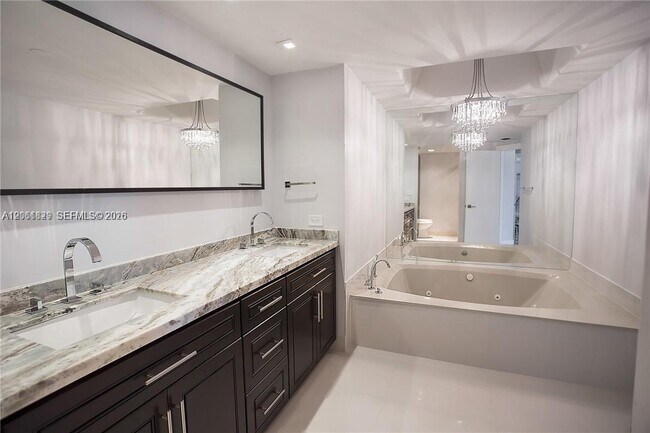 Building Photo - 20191 E Country Club Dr