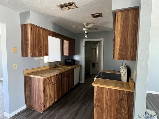 Foto del edificio - 521 S Harrison St