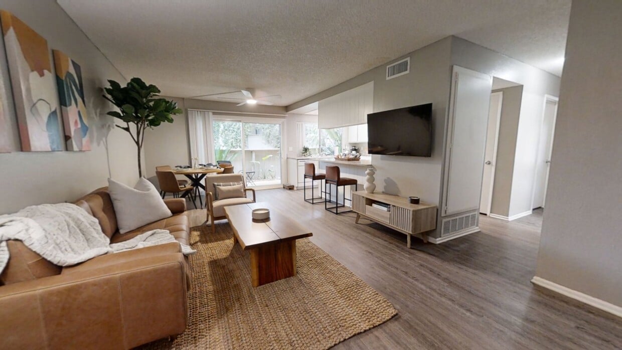 Photo - Campus Crossings at Riverside Apartments