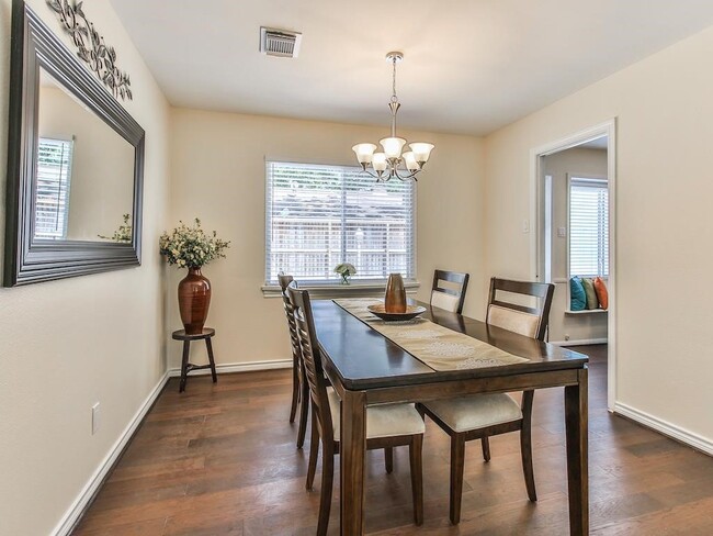 Foto del edificio - 12514 Kingsride Ln