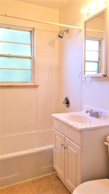 Building Photo - 3759 Wolff St