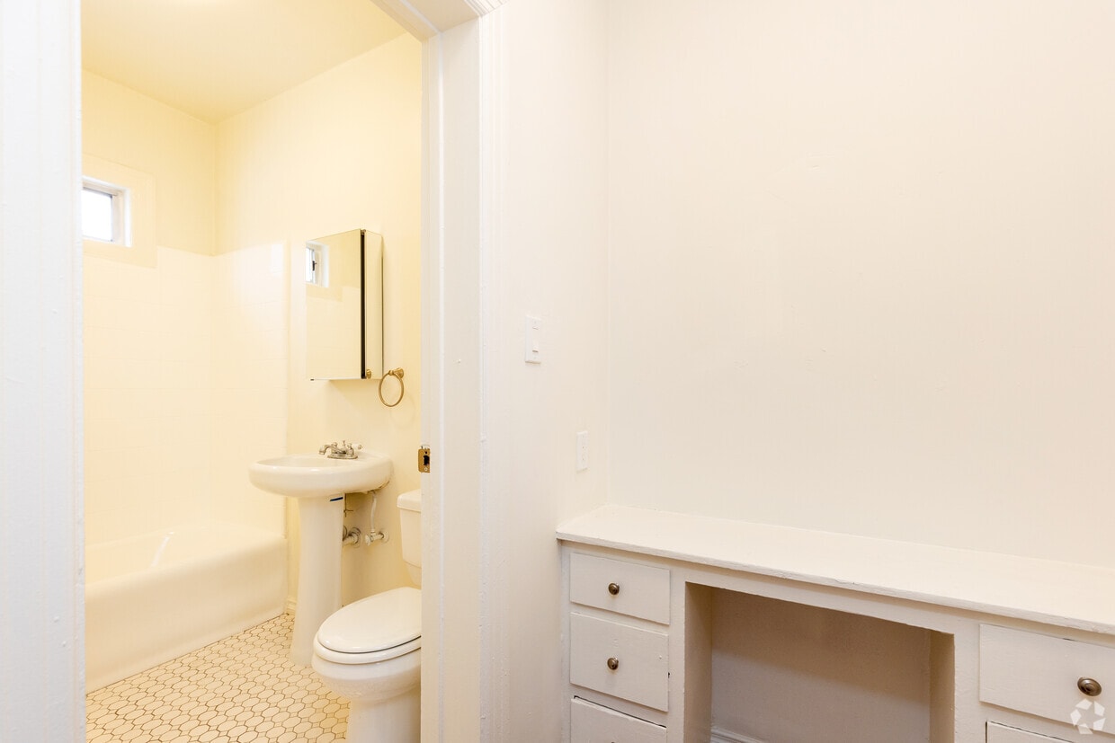 NRE The Bard Apartments Apartments in Los Angeles, CA Westside