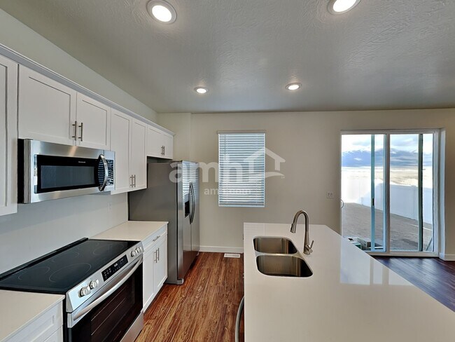 Foto del edificio - 3453 N Annabell St