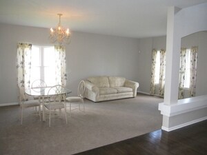 Building Photo - 954 Campbell Dr