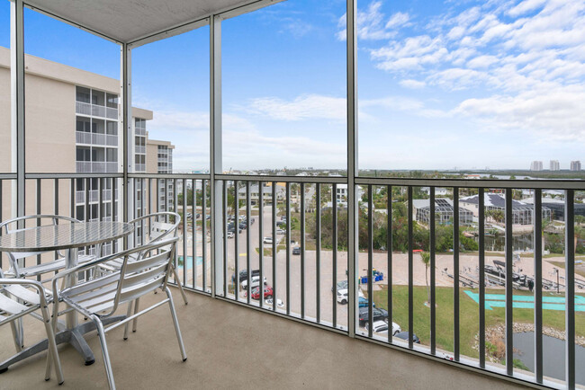 Foto del edificio - 5700 Bonita Beach Rd SW