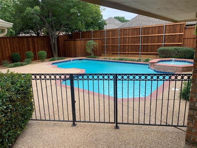 Building Photo - 5741 Ridgehaven Dr
