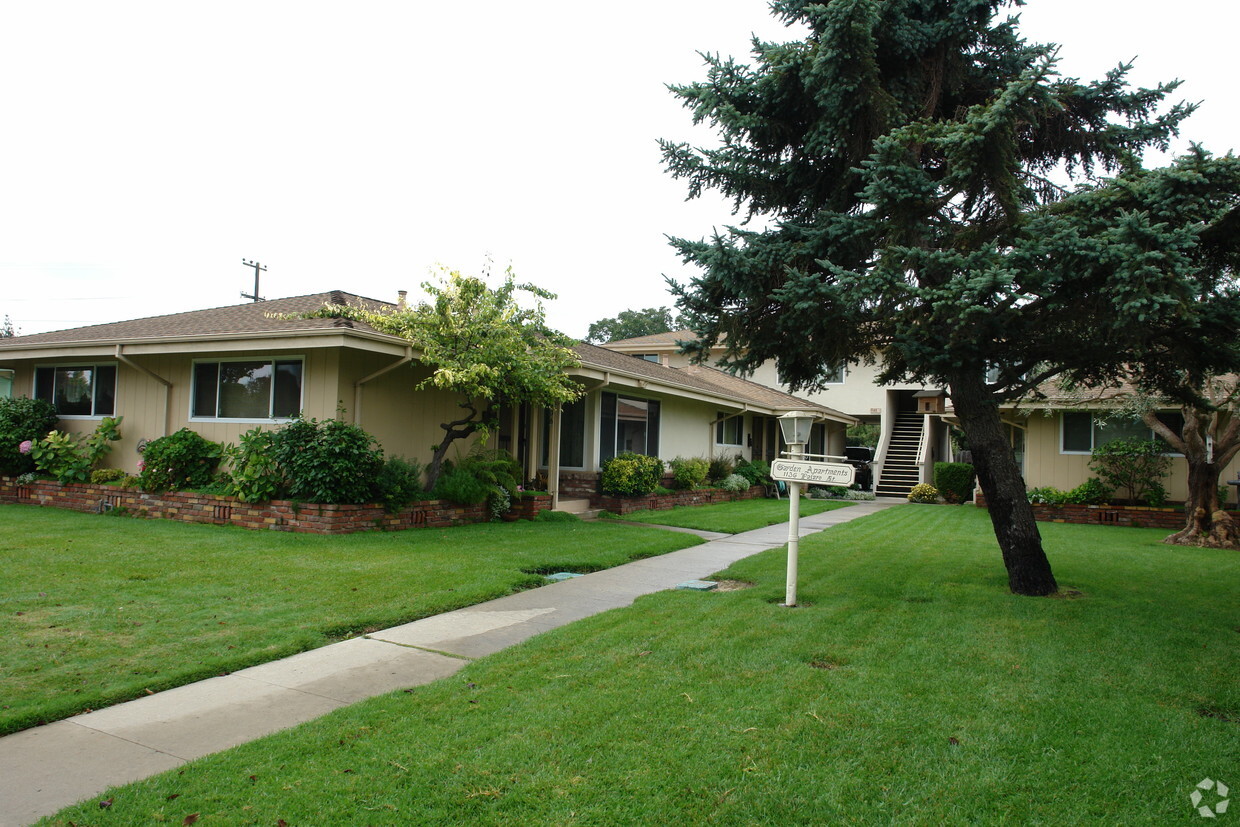 1136 Pajaro St, Salinas, CA 93901 - Apartments In Salinas, CA ...