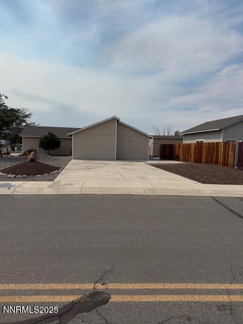 Building Photo - 687 Jennys Ln