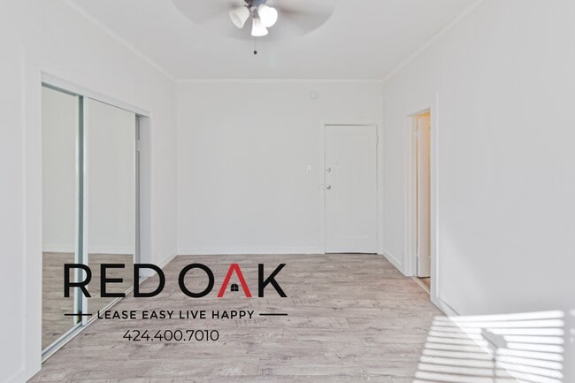 Foto del edificio - 979 S Oxford Ave