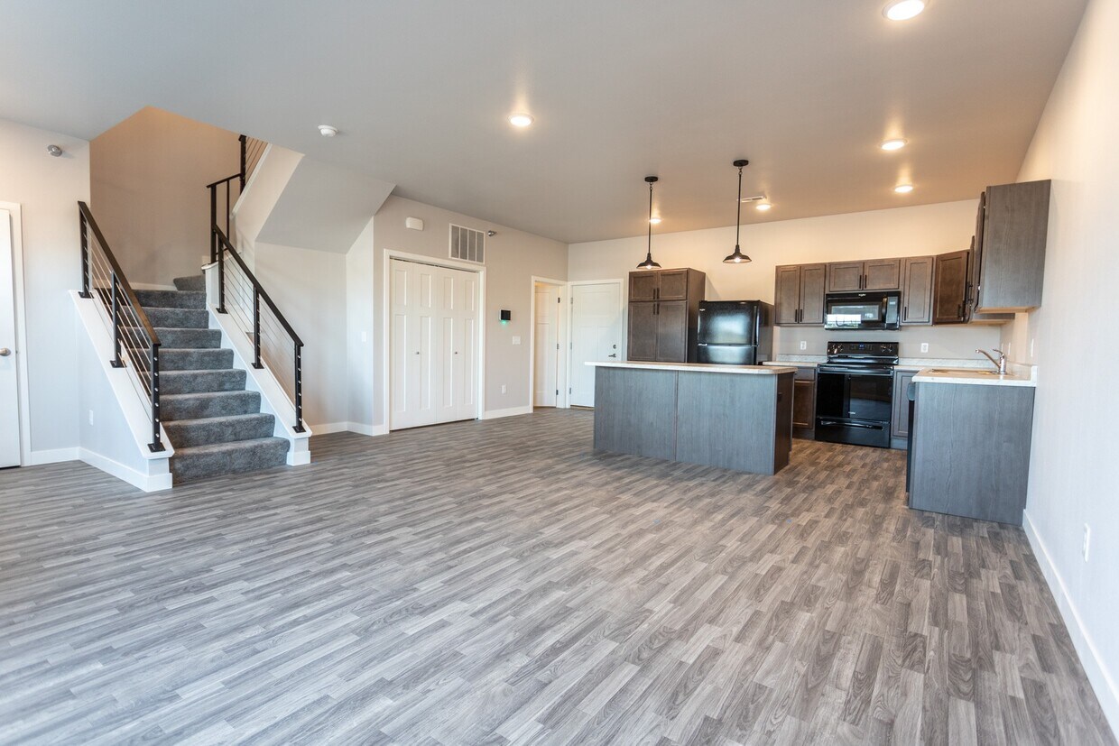 Silos at Ellis Crossing Apartments 2837 S Lancaster Dr Sioux Falls