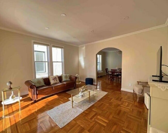 Foto del edificio - 1523 E 29th St