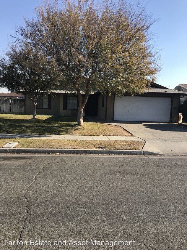 1217 Toronado Dr, Madera, CA 93638 House for Rent in Madera, CA