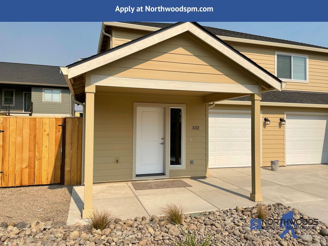 Primary Photo - Newer Build-3 Bedroom 2.5 Bath 2 Story Hom...