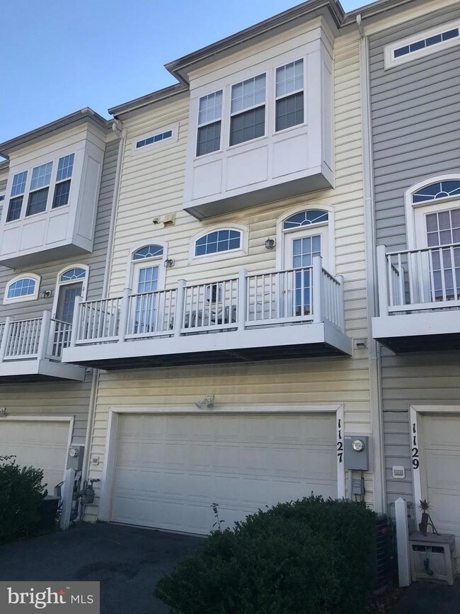 Building Photo - 1127 Gaither Rd
