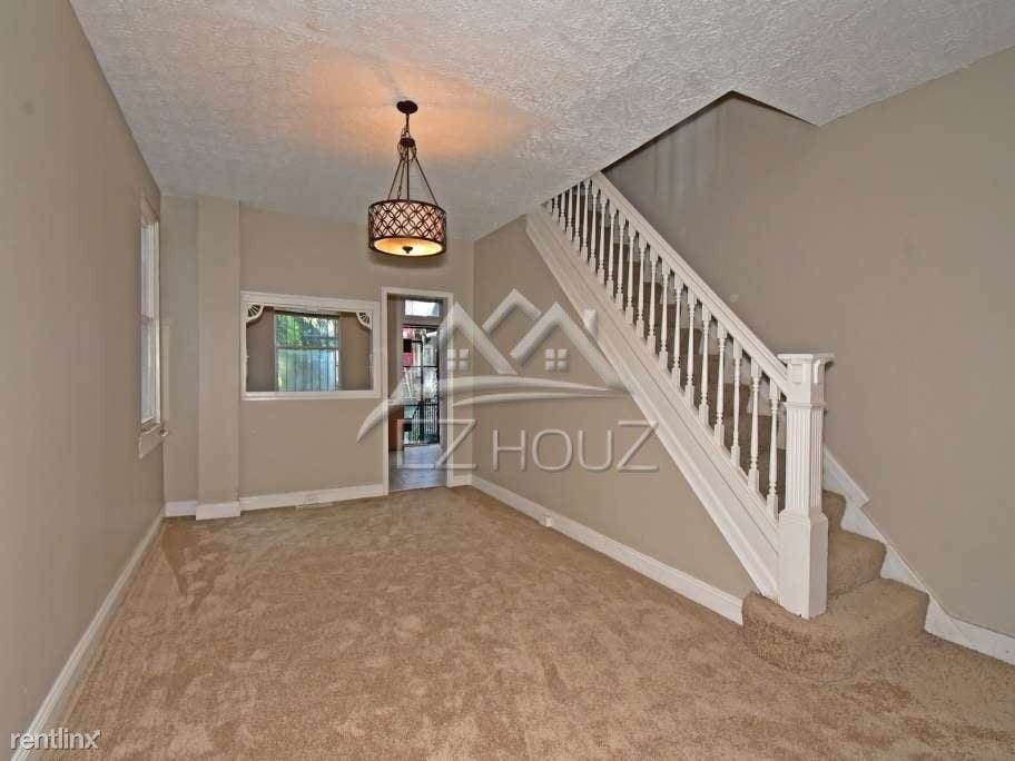 Primary Photo - 3 br, 1.5 bath Apartment - 3131 Elmora Ave